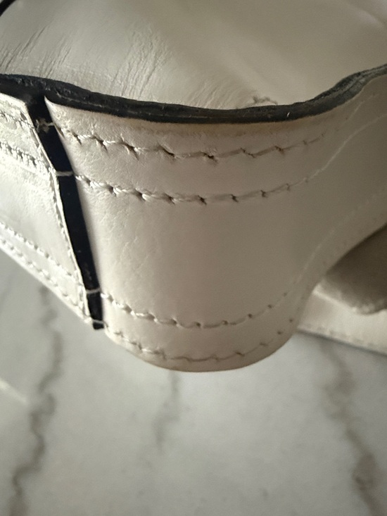 Patricia Nash White Leather Crossbody Bag with Card Holder - Picture 8 of 12